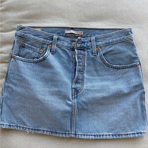 Levi’s Icon Denim Mini Skirt